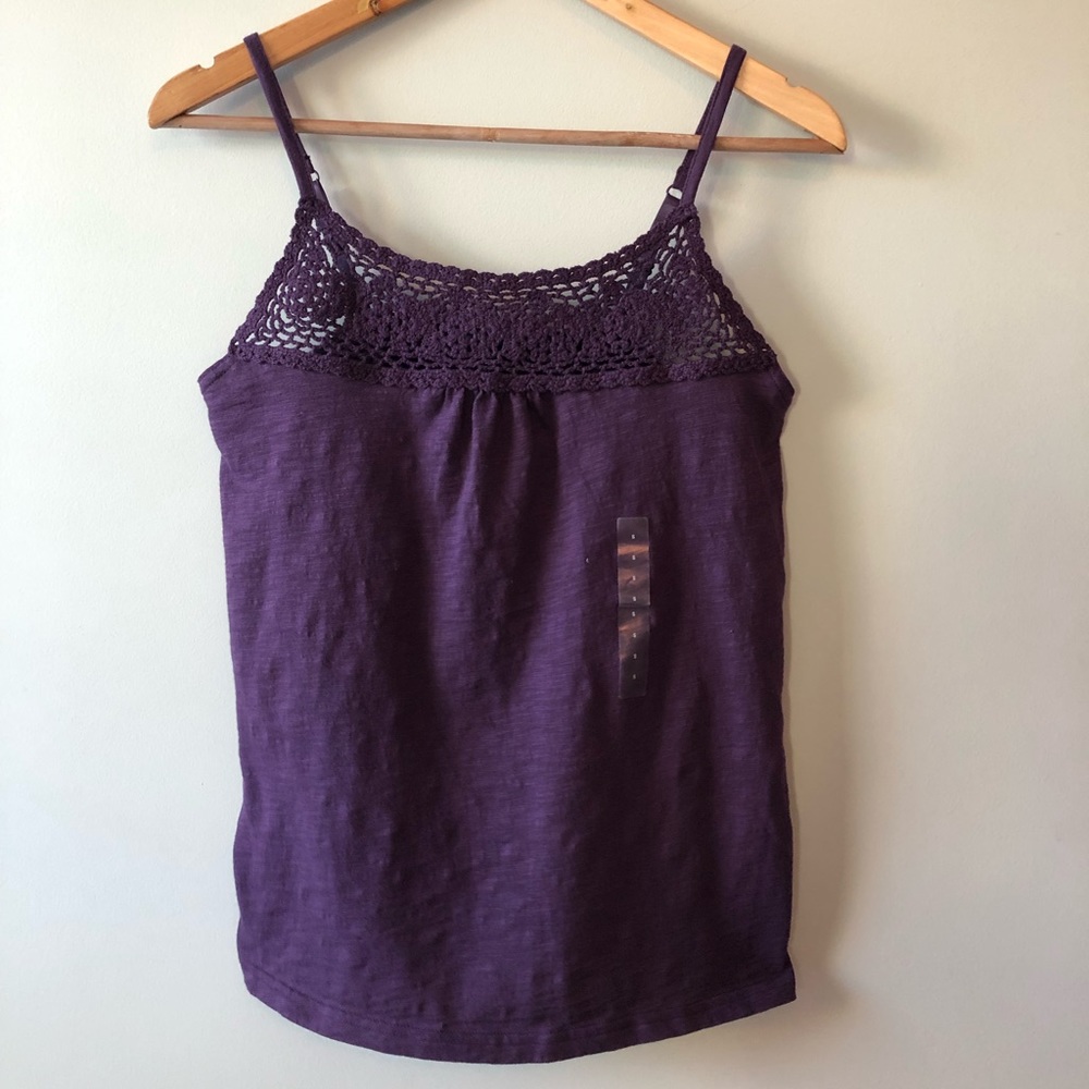 NWT Gap Crochet Detail Top Size Small